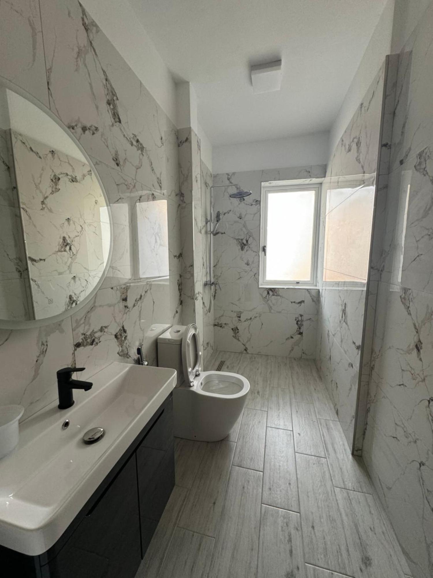 Drion Apartment Vlorë 外观 照片